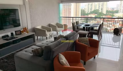 Apartamento à venda com 2 suítes e 2 vagas em Santana