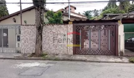 Casa Térrea  03 quartos, 4 vagas-  Vila Irmãos Arnoni Horto Florestal Tremembé