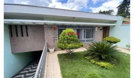 Casa Térrea à Venda no Tremembé com 3 dormitórios, 2 vagas, piscina com 340 m2