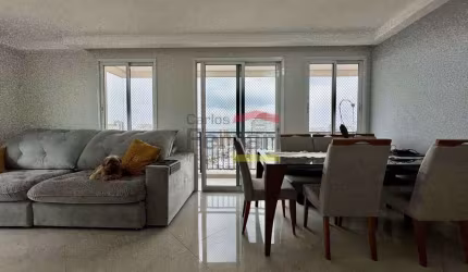 Apartamento à venda com 4 dormitórios e  vagas na Água Fria