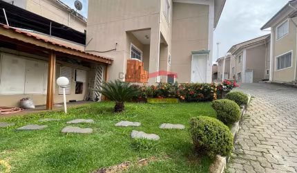 Sobrado em Condomínio Fechado no Mandaqui com 2 dormitórios e 1 vaga.