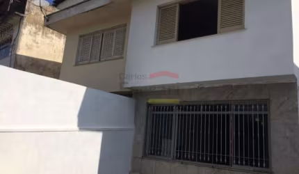 Sobrado 3 dormitórios, 1 suíte no Tremembé em ótimo estado. 3 vagas para carros. Localização Nobre.