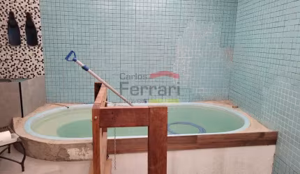 Sobrado de 500 m² com 03 vagas, piscina, no bairro Jd. São Paulo  à 15 minutos do metro.