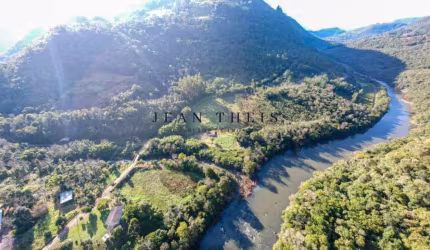 Chácara / sítio com 2 quartos à venda no Santa Lúcia do Piaí, Caxias do Sul  por R$ 147.000