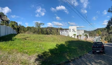 Terreno à venda no Brandalise, Caxias do Sul  por R$ 600.000