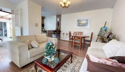 Casa com 4 quartos à venda no Jardim América, Caxias do Sul  por R$ 724.000