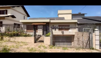 Casa com 4 quartos à venda no Petrópolis, Caxias do Sul  por R$ 2.000.000