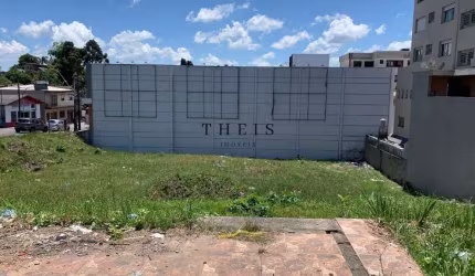 Terreno à venda no Centro, Caxias do Sul  por R$ 3.200.000