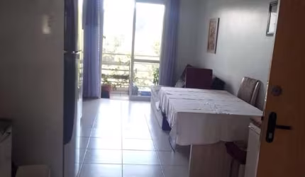 Apartamento com 2 quartos à venda no Forqueta, Caxias do Sul  por R$ 219.000