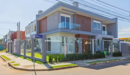 Sobrado com 3 Quartos ( 3 suites ) à venda, 240m² - Mont Serrat