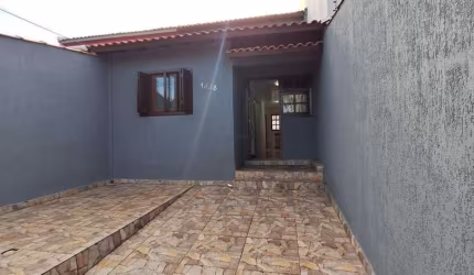 Casa com 2 Quartos à venda