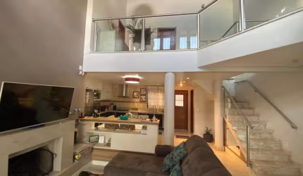 Sobrado com 3 Quartos e 3 banheiros à Venda, 191 m²