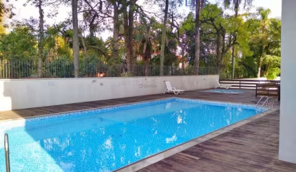 Apartamento duplex semi-mobiliado no centro