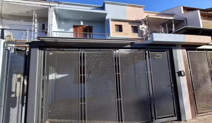 Lindo Sobrado com 03 dormitórios para Alugar em Canoas - Bairro Igara