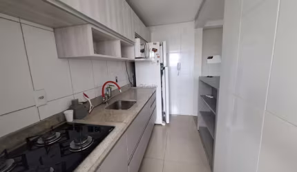 Apartamento semi mobiliado 03 dormitórios Bairro Marechal Rondon