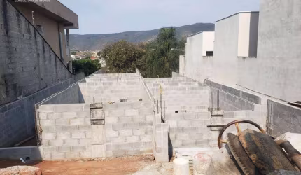 Casa com 3 dormitórios à venda, 127 m² por R$ 657.500,00 - Jardim do Lago - Atibaia/SP