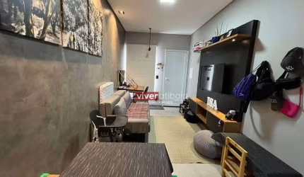 CASA TÉRREA EM CONDOMINIO FECHADO! RICA EM MOVEIS PLANEJADOS!