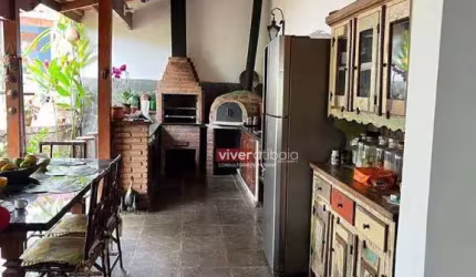 Casa com 3 dormitórios para alugar, 335 m² por R$ 16.000,00/mês - Jardim do Lago - Atibaia/SP