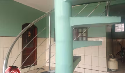 TRIPLEX NA VILA SÃO JOSÉ COM 2 VAGAS NA GARAGEM E ÁREA DE LAZER - ACEITA PROPOSTA.