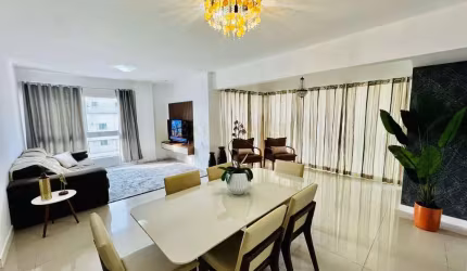 Apartamento para Locação Anual no bairro Centro em Balneário Camboriú, 3 quartos sendo 3 suítes, 3 vagas, Mobiliado, 231 m² de área total, 140 m² privativos,
