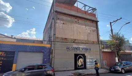 Galpão para Locação em Osasco, Vila Julieta, 4 banheiros