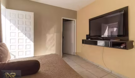 Casa para Venda em Taboão da Serra, Jardim Bontempo, 2 dormitórios, 2 banheiros, 2 vagas