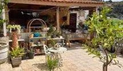 Casa para Venda em Cotia, Jardim Nova Vida, 4 dormitórios, 1 suíte, 2 banheiros, 3 vagas