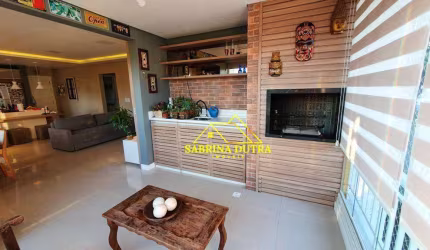 Apartamento com 3 dormitórios à venda, 100 m² por R$ 1.390.000,00 - Jurerê - Florianópolis/SC