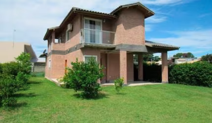 Casa com 4 dormitórios à venda, 240 m² por R$ 947.000,00 - Rio Vermelho - Florianópolis/SC