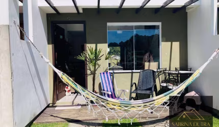 Casa com 3 dormitórios à venda, 88 m² por R$ 480.000,00 - São João do Rio Vermelho - Florianópolis/SC
