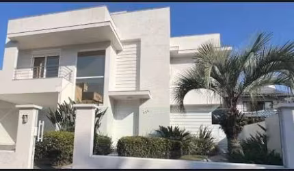 Casa com 3 dormitórios à venda, 239 m² por R$ 3.749.000,00 - Jurerê - Florianópolis/SC