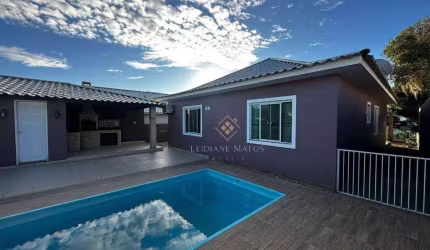 Casa no Solar dos Cantarinos com 3 dormitórios à venda, 115 m² por R$ 595.000 - São Matheus - São Pedro da Aldeia/RJ