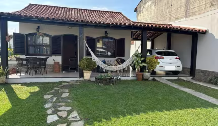 Casa à venda no condomínio Solemar por R$ 380.000 - Estação - Iguaba Grande/RJ