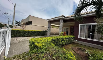 Casa no Blue Graden com 3 dormitórios à venda, 130 m² por R$ 1.050.000 - Nova São Pedro - São Pedro da Aldeia/RJ