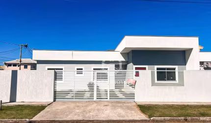 Casa com 3 dormitórios à venda, 104 m² por R$ 610.000,00 - Nova São Pedro - São Pedro da Aldeia/RJ