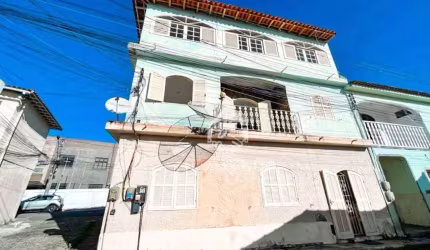 Casa com 2 dormitórios para alugar, 90 m² por R$ 1.600,00/mês - Centro - São Pedro da Aldeia/RJ