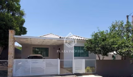 Casa com 3 dormitórios à venda, 120 m² por R$ 595.000,00 - São Mateus - São Pedro da Aldeia/RJ