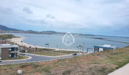 Terreno à venda, 252 m² por R$ 260.000,00 - Nova São Pedro - São Pedro da Aldeia/RJ