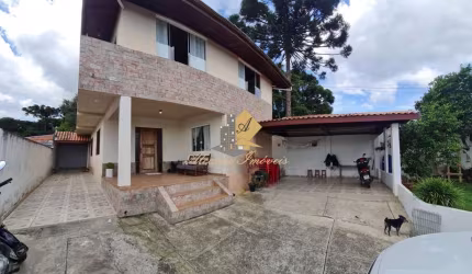 Sobrado para Venda em São José dos Pinhais, Parque Da Fonte, 4 dormitórios, 2 banheiros, 7 vagas
