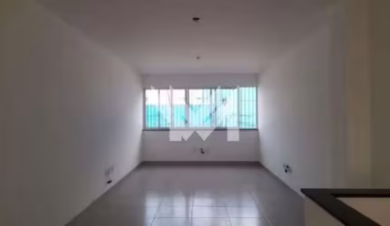 SALÃO COMERCIAL COM 95,00m² NO JAÇANÃ