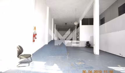 Galpão/Depósito/Armazém de 300 m² 2 banheiros para locação - Brasilândia