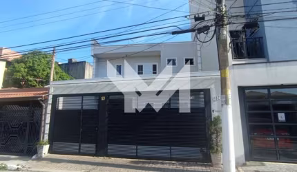 Sobrado de 190 m² 3 quartos 3 suítes à Venda - Vila Gustavo