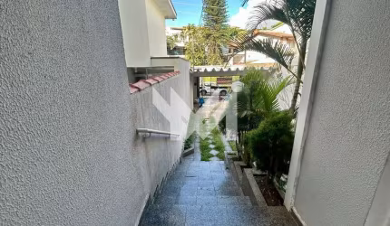 Oportunidade Imperdível! Casa Assobradada para Locação
