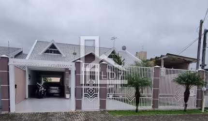 Casa com 4 quartos à venda na Rua Antônio de Castro Alves, Vargem Grande, Pinhais, 300 m2 por R$ 1.380.000