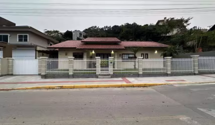Casa - Porto Belo SC
