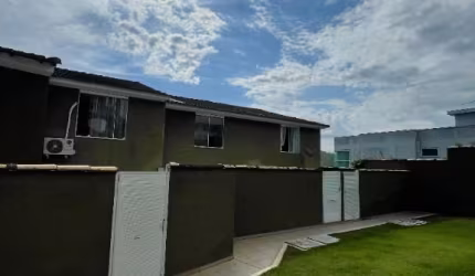 VENDO MARAVILHOSA CASA COM 3 SUÍTES NO SÃO MARCOS EM MACAÉ
