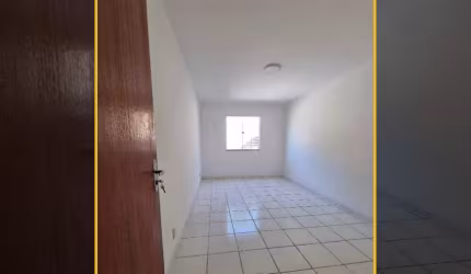 ALUGO ÓTIMO APARTAMENTO COM 3 DORMITÓRIOS NO MIRAMAR EM MACAÉ