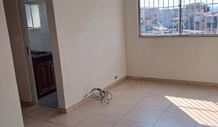 Oportunidade! AP com dois dormitórios e vaga para venda no Campo limpo
