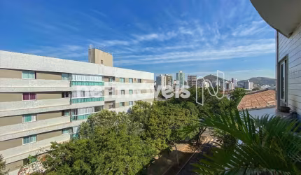 Lindo e Amplo 03 Qtos Suíte Varandão Elevador 2 Vgs Oportunidade