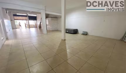 Salões Comerciais para locação em Mairiporã no bairro Terra Preta